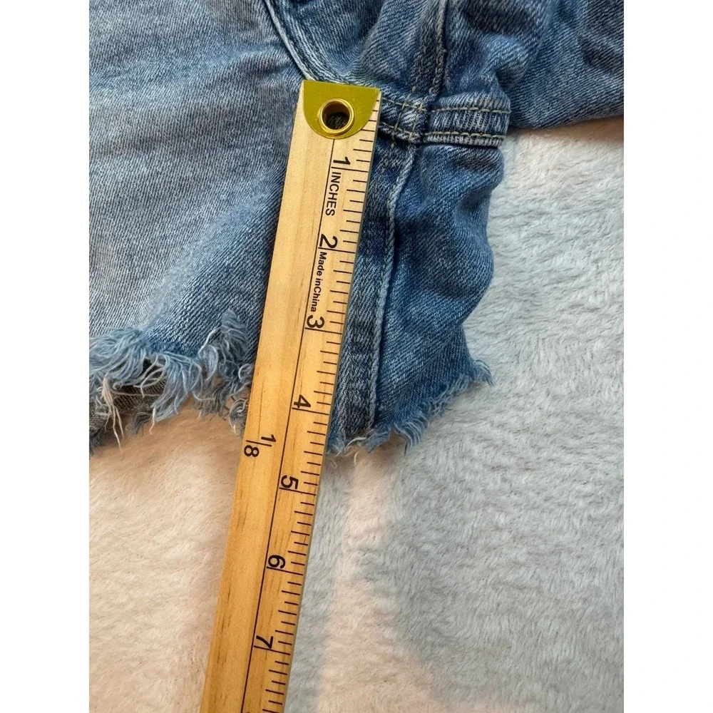 Women's Old Navy High-Waisted O.G. Straight Ripped Cut-Off Jean‎ Shorts Size 12